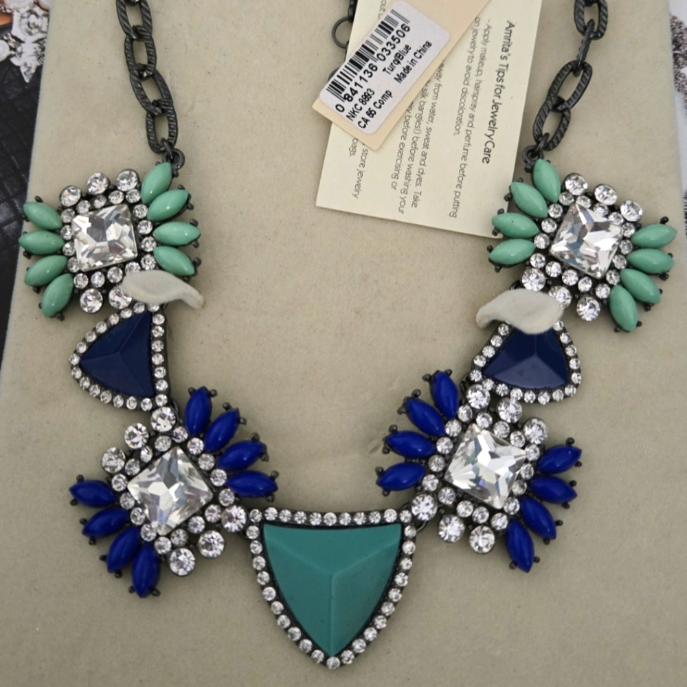 Elegant Blue and Green Statement Necklace